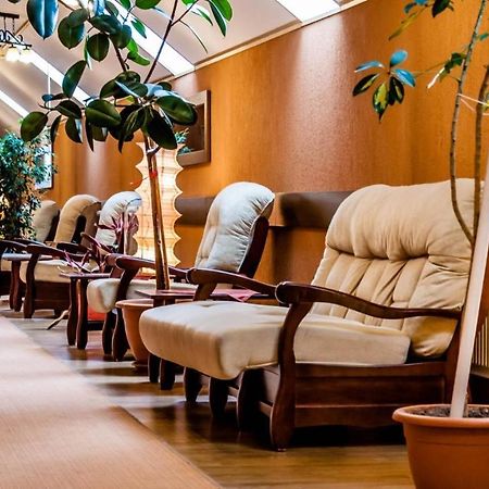 Valea Regilor Reghin Hotel Eksteriør billede